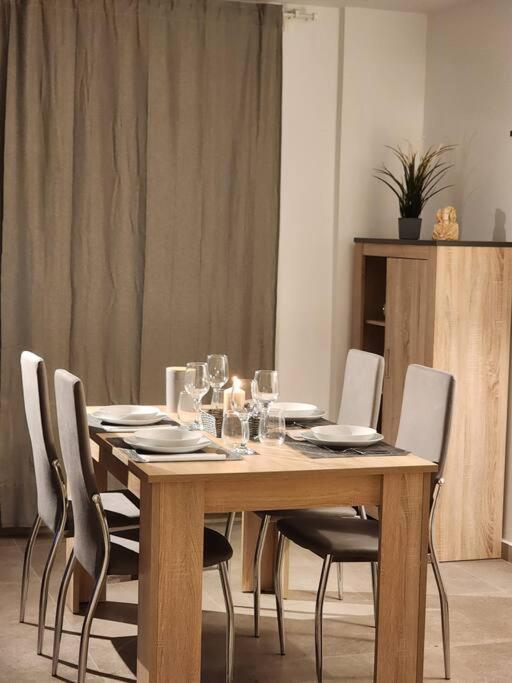 Piso De Diseno Elche Apartment Exterior photo